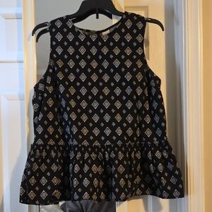 Time and Tru Black and White Patterned Blouse